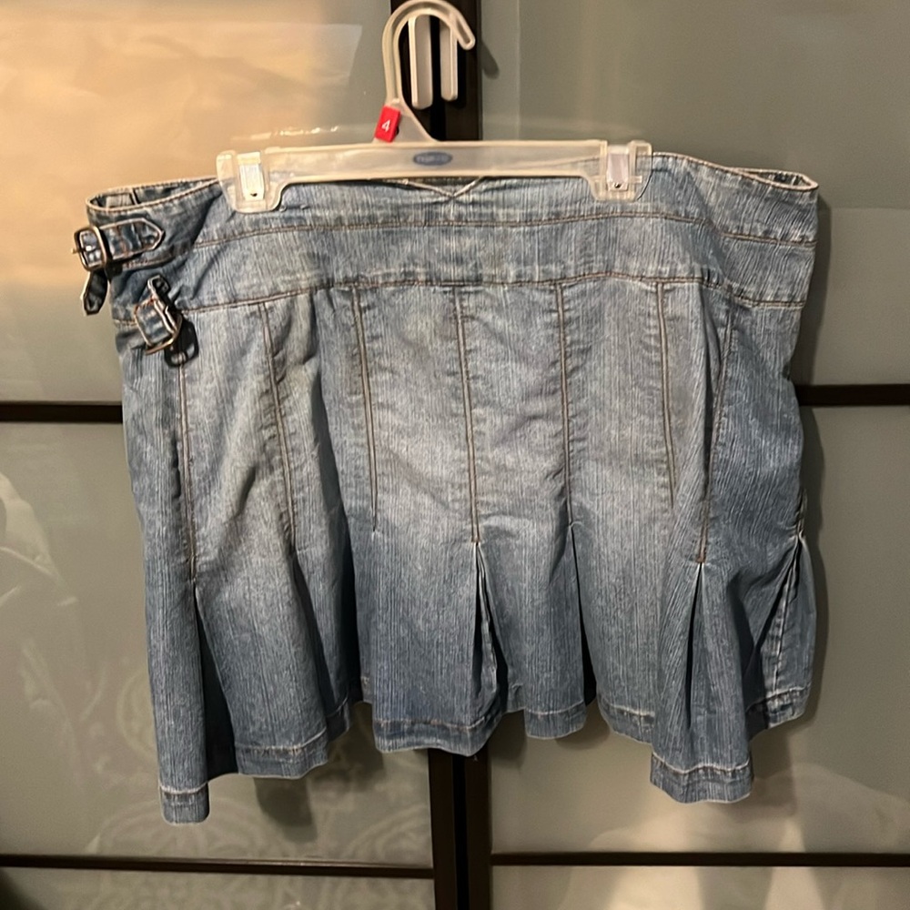 Women’s size 14 denim mini skirt